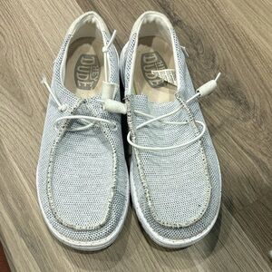 Hey Dude Women's Light Gray Flats